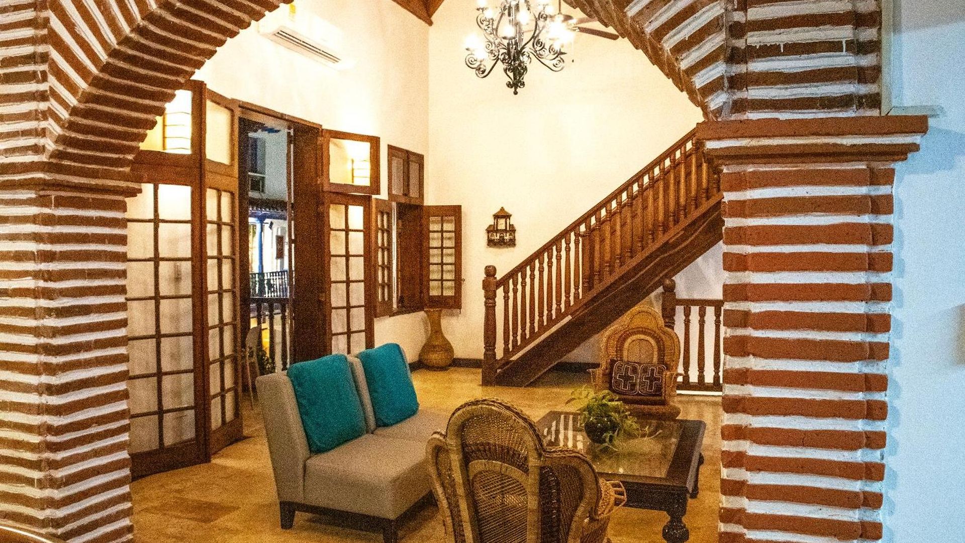 Luxury 5 Bedroom House In The Old Cartagena