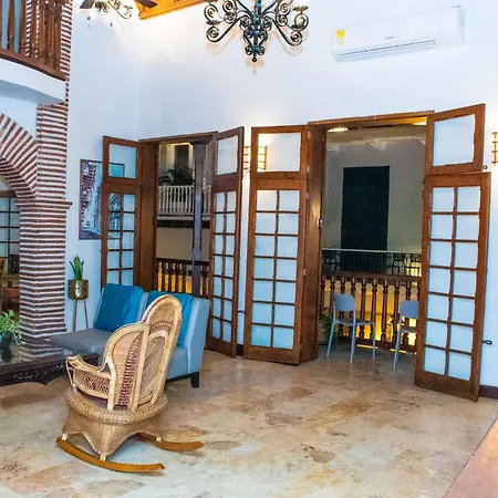 Luxury 5 Bedroom House In The Old Cartagena