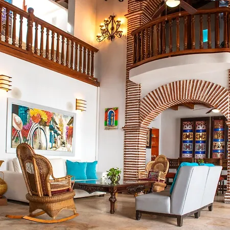 Villa Luxury 5 Bedroom House In The Old *
