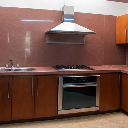 Luxury 5 Bedroom House In The Old Cartagena